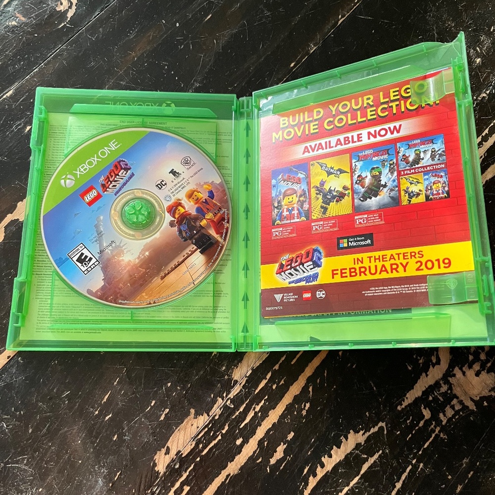 The Lego Movie 2 Video Game Disc Xbox One - Picture 3 of 4